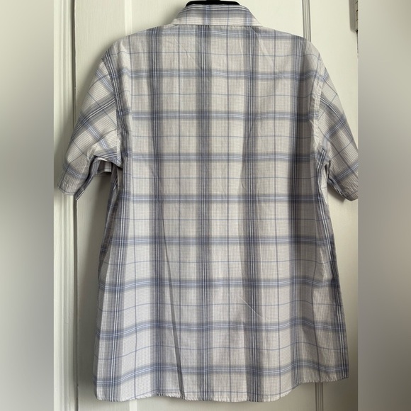 Vese Plaid Short Sleeves 2 Front Chest Button Down Shirt, Size: Large - Picture 3 of 9